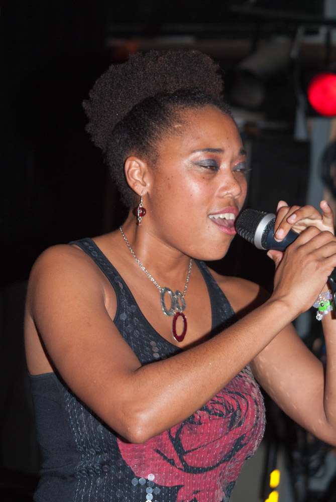 %_tempFileNamePeacePalooza-2011-132%
